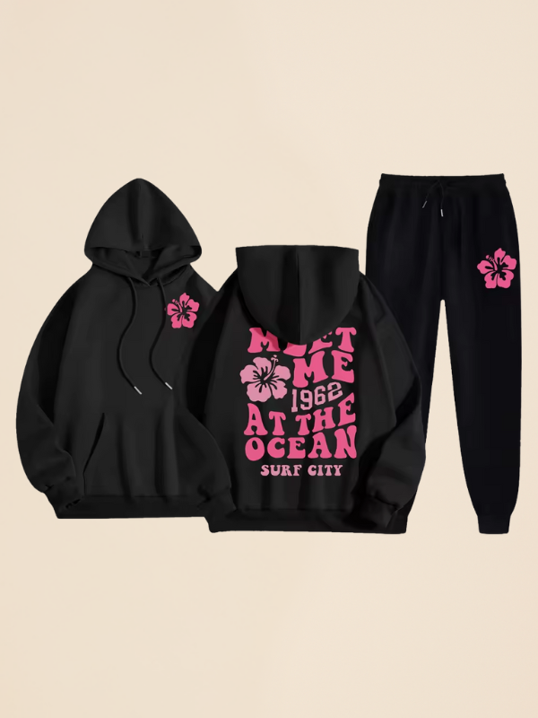 Mila - Comfy Oversized Tracksuit with Surf City Back Print