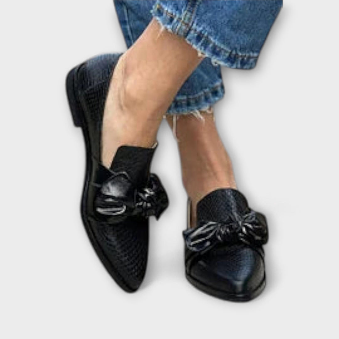Zinnia – Black Loafers with Snake Skin Pattern and Bow Detail