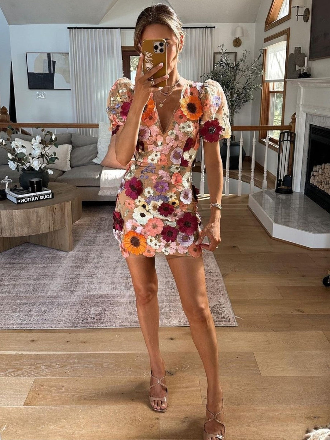 Elara Summer Maxi Dress with Flowers Abstract Print